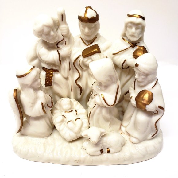 Christmas Nativity Figurine White Porcelain Gold Gilt Trim One Piece 4" x 4.5" - Picture 5 of 7